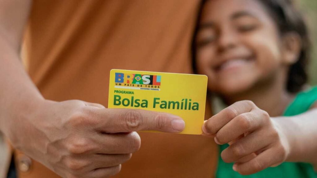 Bolsa Família: Um Programa Abrangente, Porém Desafios Persistem no Combate à Fome