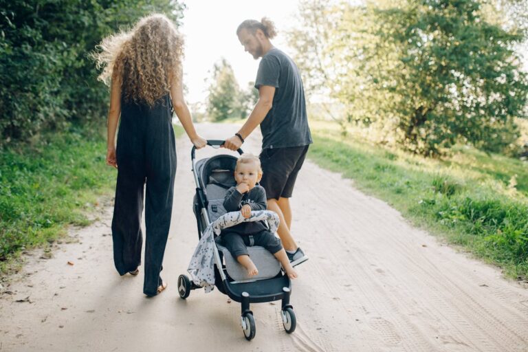 Dicas para escolher o carrinho de bebê ideal para sua família