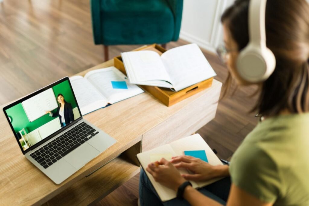 Ensino híbrido e gamificado: como estão transformando o aprendizado