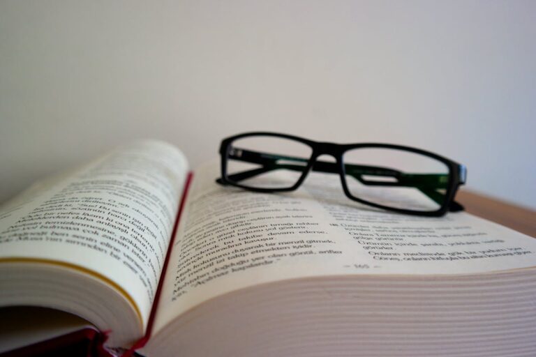 Nunca é Tarde Para Recomeçar: Como Voltar a Estudar Pode Mudar Sua Vida